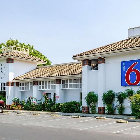 奥克代尔6号汽车旅馆 外观 照片